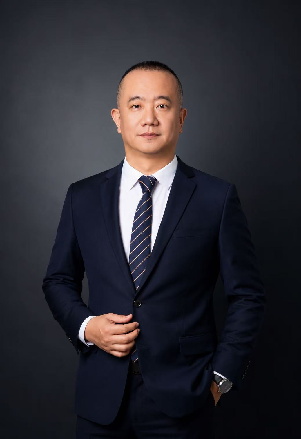 沈心伟